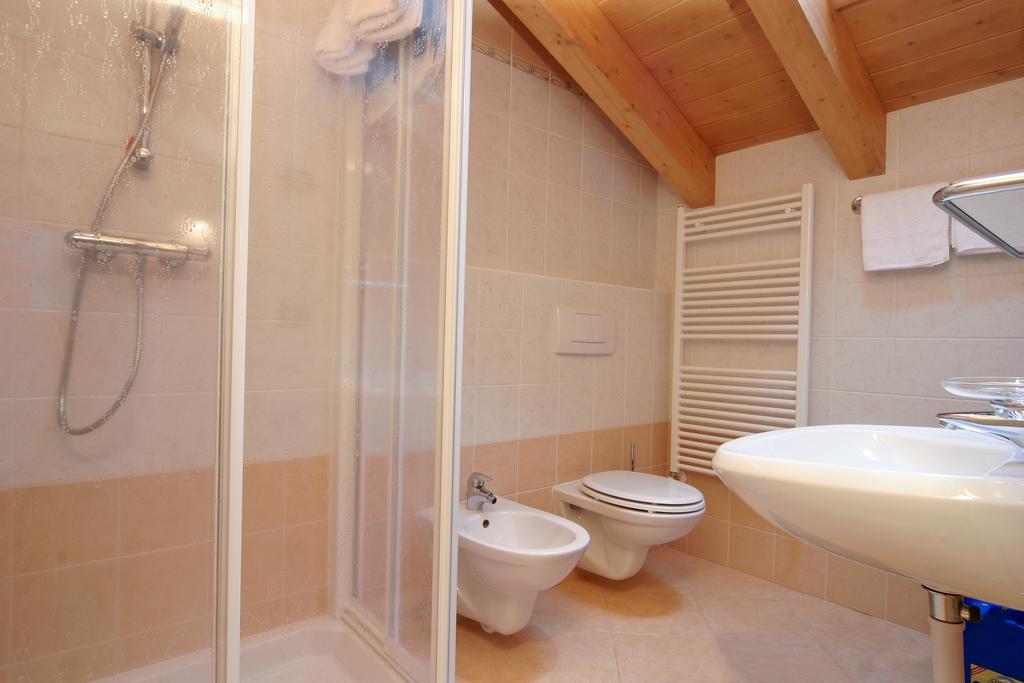 Chalet Li Baita Genny Livigno Rom bilde